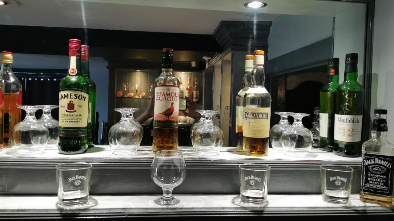 The Manor House Inn 콘세트 외부 사진